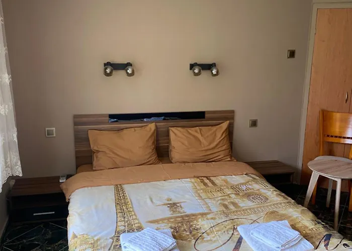 Saltanat 41 בית הארחה וארנה